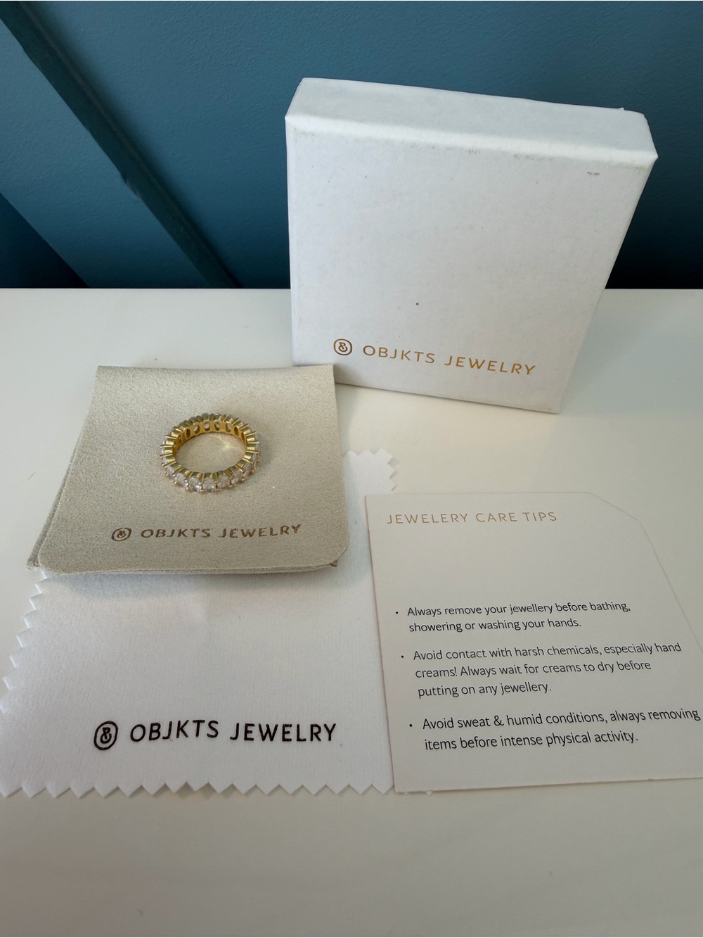 OBJKTS Jewelry Oval Cut Eternity Band – Gold – Size 7